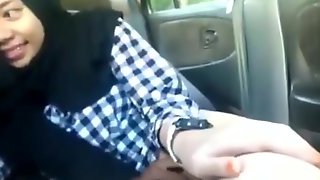 Hijab Indonesian BJ and Girl Fingering..