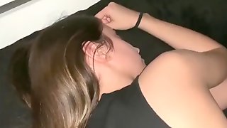 Amatorski sex z zawstydzona piekna..