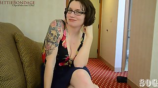 Hot MILF Bettie POV Video